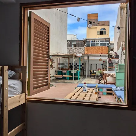 Hostel Dona Rose Surf Las Palmas / Gran Canaria