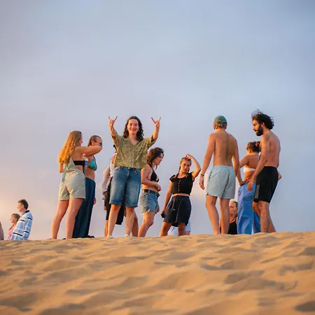 بيت شباب Dona Rose Surf