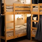 Dona Rose Surf Hostel Las Palmas / Gran Canaria