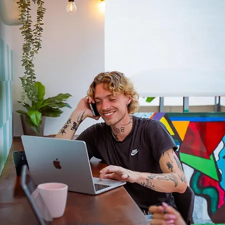 Dona Rose Surf Hostel Las Palmas / Gran Canaria